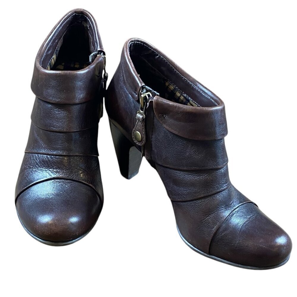 Connie Boots Women's Colleen‎ Side Zip Ankle Bootie Leather Heels 7M Brown #329C